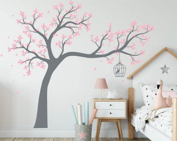 Large Overhanging Nursery Tree Large Overhanging Nursery Tree